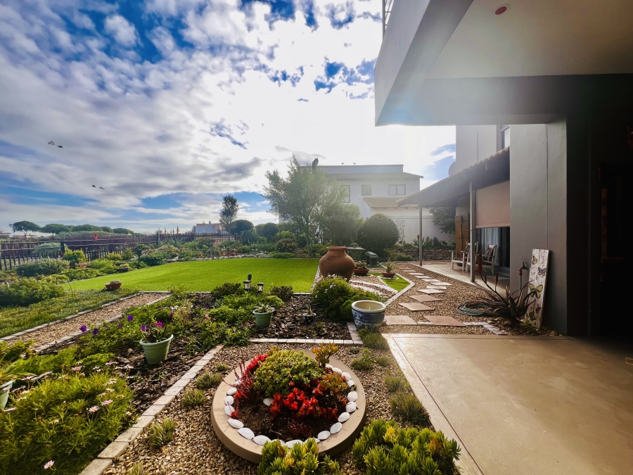 4 Bedroom Property for Sale in Langebaan Country Estate Western Cape